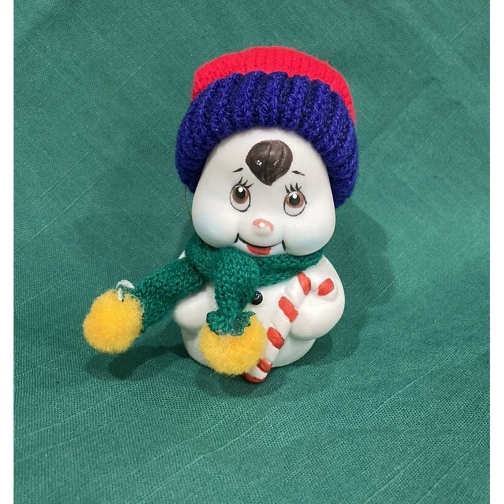 Vintage Giftco Inc. Bisque Porcelain Snowman Snow Bell Christmas Tree‎ Ornament